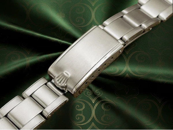 ロレックス 3連 リベットブレス Ref.7205 13コマ 飛び出し王冠バックル 19mm仕様 ROLEX [代行おまかせコース]