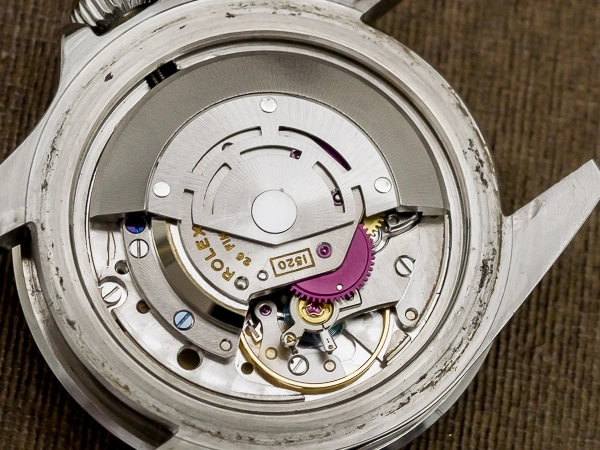 ロレックス サブマリーナ Ref.5513 縁なし マット・メーターファースト 1968年製 ドーム風防 ROLEX BOX付き [ 代行おまかせコース ]