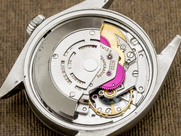 ロレックス オイスターパーペチュアルデイト Ref.1500 グレーダイヤル 3連巻き込みブレス仕様 ROLEX OYSTER PERPETUAL DATE [ 代行おまかせコース ]