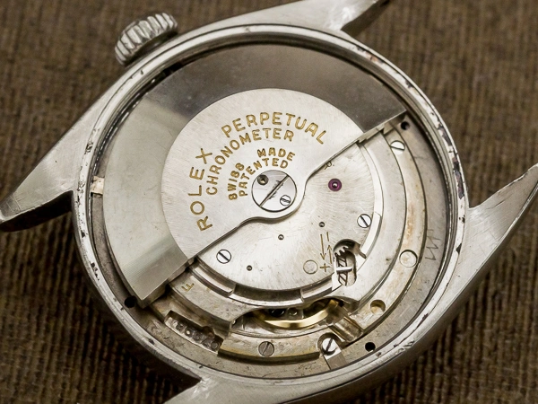 ロレックス オイスターパーペチュアル セミバブルバック Ref.6084 アイボリーダイヤル・サークルライン・リーフハンド ROLEX Oyster Perpetual Vintage [ 代行おまかせコース ]