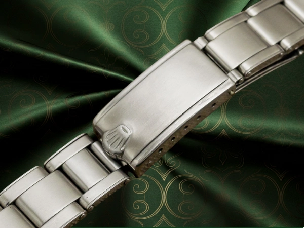 ロレックス 3連 リベットブレス 13コマ 飛び出し王冠バックル 19mm仕様 ROLEX [代行おまかせコース]