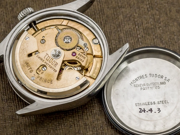 チュードル オイスター Ref.7909 自動巻 スモールローズ アイボリーダイヤル 赤秒針 TUDOR Vintage Oyster Automatic [ 代行おまかせコース ]