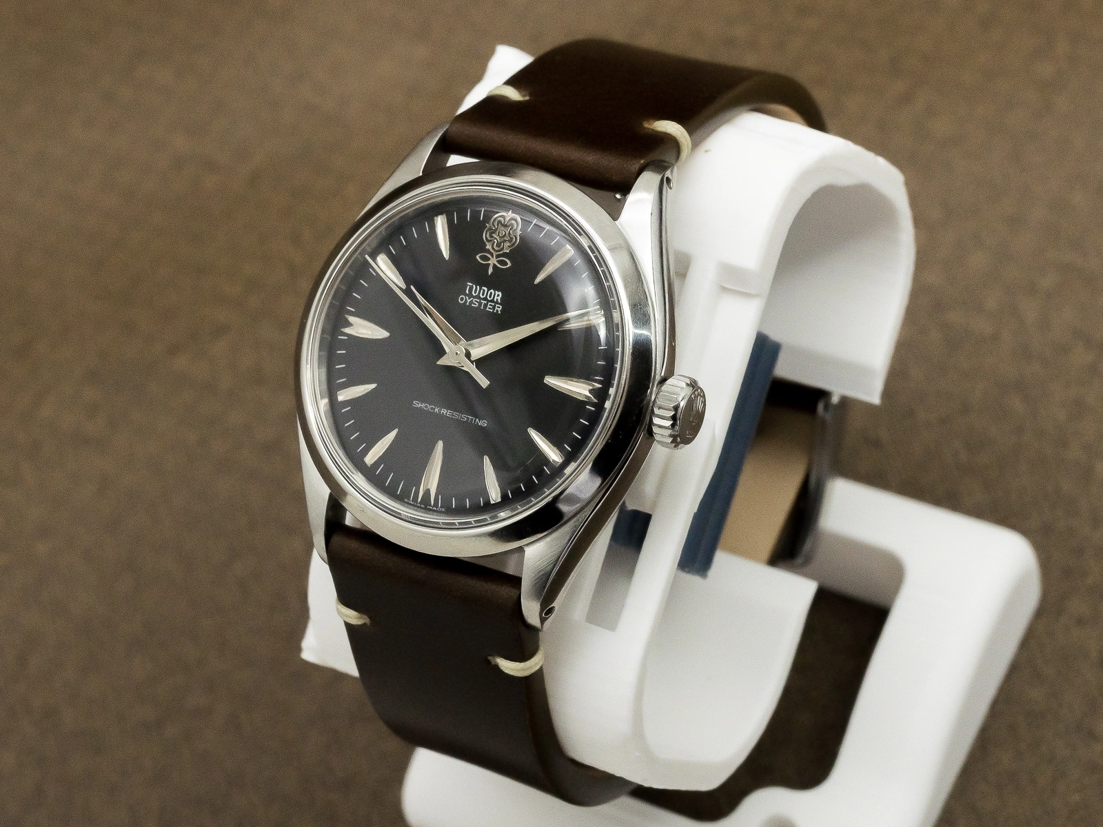 チュードル オイスター 手巻き デカバラ Ref.7934 マットブラックリダンダイヤル ビッグローズ OH済み TUDOR Oyster SHOCK-RESISTING Vintage [ 代行おまかせコース ]