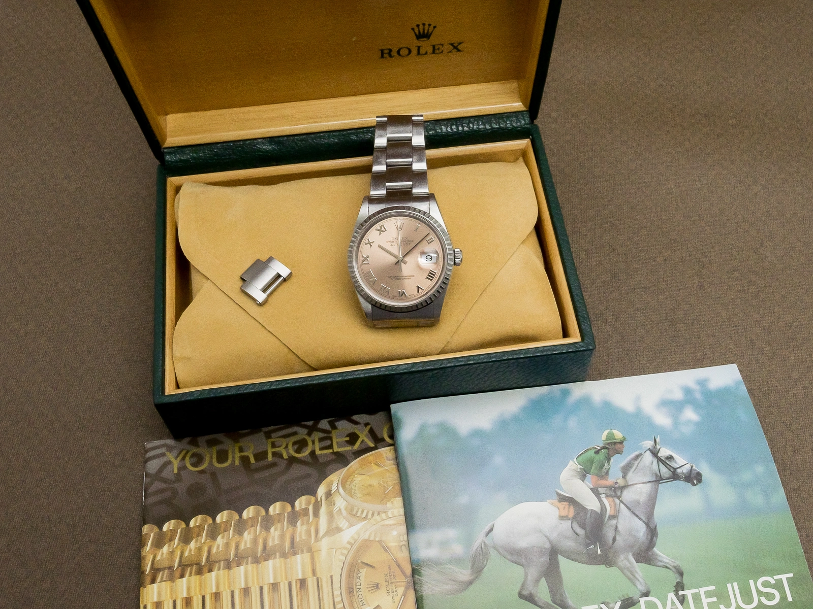 ロレックス オイスターパーペチュアル デイトジャスト ピンクダイヤル Ref.16220 ローマンインデックス ハードブレス仕様 ROLEX OYSTER PERPETUAL DATEJUST Pink Dial  [ 代行おまかせコース ]