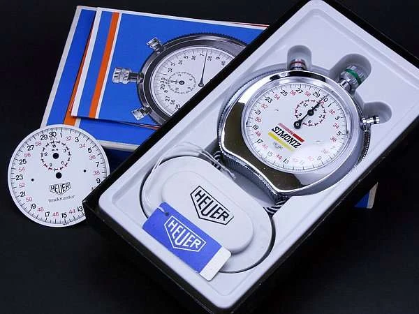 ホイヤー HEUER trackmaster ストップウォッチ 未使用品 ギャランティーカード等付属品多数