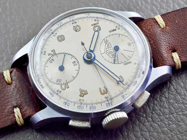 ホイヤー 1940年代 バルジュー77 縦目 クロノグラフ 手巻 40s HEUER Valjoux 77 Up Down chronograph