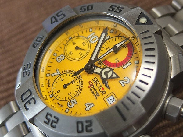 セクター SECTOR ダイビングチーム1000 チタン ダイバークロノグラフ オレンジ文字盤 後期モデル 美品