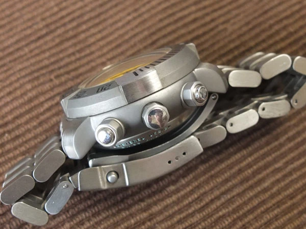 セクター SECTOR ダイビングチーム1000 チタン ダイバークロノグラフ オレンジ文字盤 後期モデル 美品