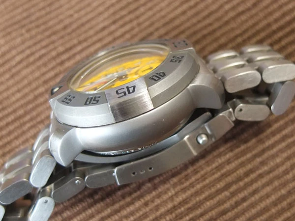 セクター SECTOR ダイビングチーム1000 チタン ダイバークロノグラフ オレンジ文字盤 後期モデル 美品