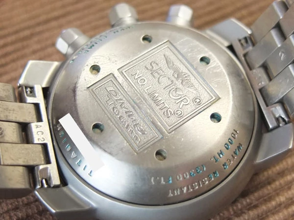 セクター SECTOR ダイビングチーム1000 チタン ダイバークロノグラフ オレンジ文字盤 後期モデル 美品