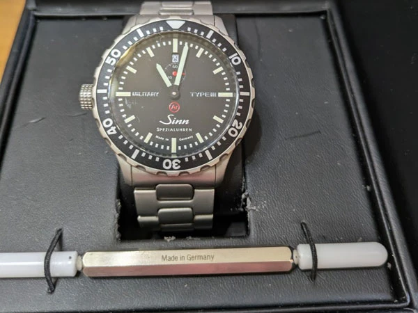 ジン 日本限定300本 ミリタリータイプ3 箱・保証書・サービス保証書・修理明細書、取扱説明書等付属