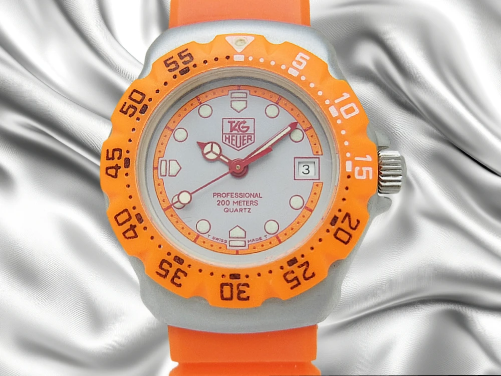 タグホイヤー プロフェッショナル 200M フォーミュラ1 Ref.373.508 SS/Fibre Glass グレーダイヤル オレンジモデル ラバー系ストラップ装着 レディースサイズ クオーツ BOX・国際保証書付属 TAG HEUER PROFESSIONAL FORMULA1 [代行おまかせコース]