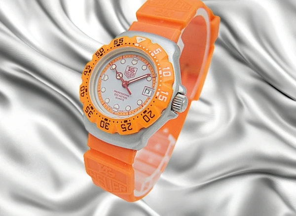 タグホイヤー プロフェッショナル 200M フォーミュラ1 Ref.373.508 SS/Fibre Glass グレーダイヤル オレンジモデル ラバー系ストラップ装着 レディースサイズ クオーツ BOX・国際保証書付属 TAG HEUER PROFESSIONAL FORMULA1 [代行おまかせコース]