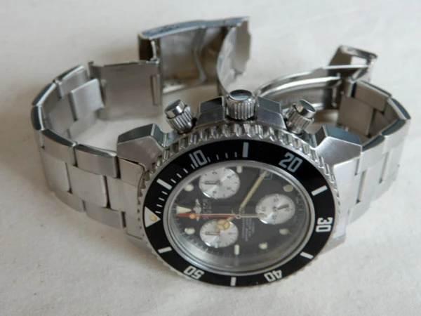 セクター SGE500 クロノグラフ クオーツ スイス製 ダイバー 黒文字盤 ブラックダイヤル SECTOR SWISS MADE ギャランティカード