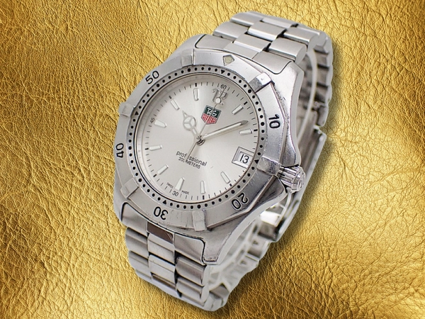 タグホイヤー プロフェッショナル 200m Ref.WK1112-1 SS シルバーダイヤル Wロック式ブレス装着 クオーツ TAG HEUER professional [代行おまかせコース]
