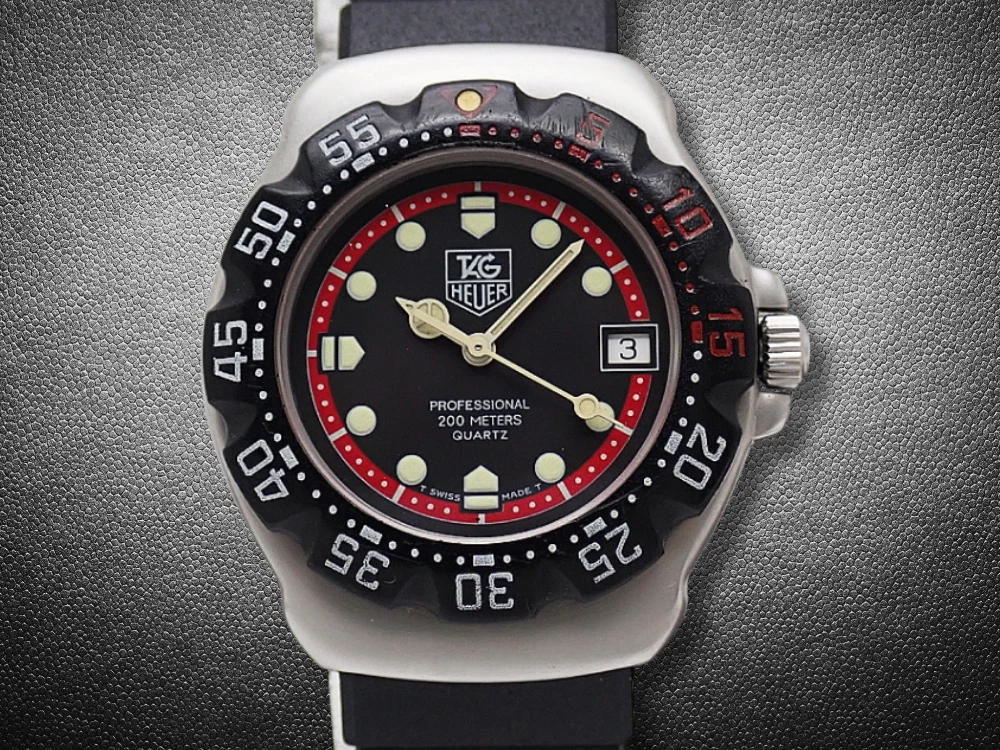 タグホイヤー プロフェッショナル 200M フォーミュラ1 Ref.374.513 SS/Fibre Glass ブラックダイヤル ラバー系ストラップ装着 ボーイズサイズ クオーツ BOX・取説付属 TAG HEUER PROFESSIONAL FORMULA 1 [代行おまかせコース]