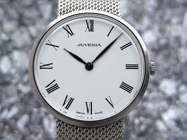 【稼働品】JUVENIA 手巻き時計カラーシルバー