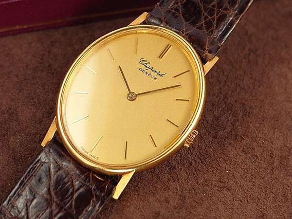 ショパール K18YG 手巻 メンズ腕時計  アンティーウオッチマンはROLEX（ロレックス）・OMEGA（オメガ）・TUDOR（チュードル）などアンティーク腕時計の委託通販専門店—時計 の委託・アンティーウオッチマン