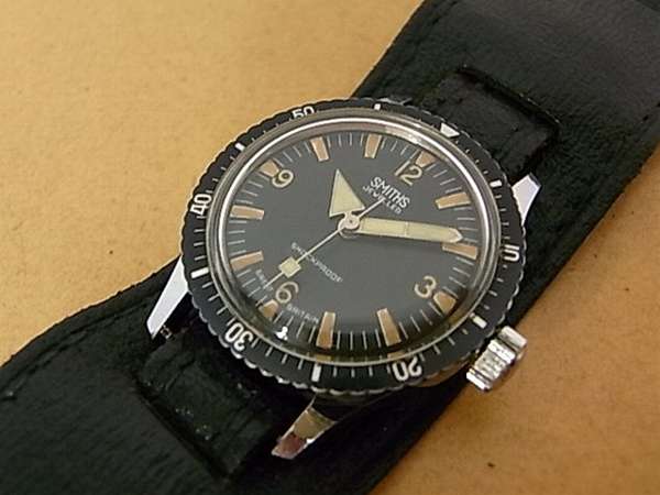 スミス SMITHS 手巻き 1940年代製 ダイバータイプ 希少品 | アンティーウオッチマンはROLEX（ロレックス）・OMEGA（オメガ