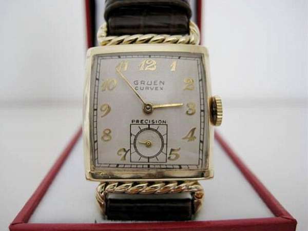 グリュエン カーベックス プレシジョン イエローゴールド+マットシルバー 1940年代 Cal.440 手巻き 動作良好 |  アンティーウオッチマンはROLEX（ロレックス）・OMEGA（オメガ）・TUDOR（チュードル）などアンティーク腕時計の委託通販専門店—時計の委託・アンティー  ...