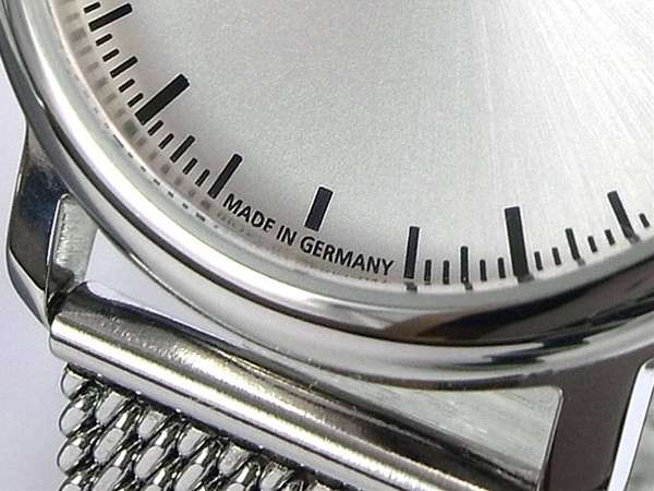 稼働　ABACUS アバカス　針のない不思議な時計　ドイツ
