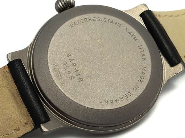 アリスト Aristo ドイツ製 手巻き腕時計 オールチタンケース | アン