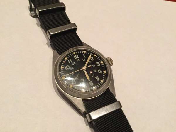 ケースのサイズは何mmでしょう1972年　HAMILTON 手巻腕時計