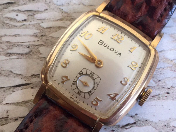 ブローバ BULOVA 1956年製 手巻き式 ビンテージウォッチ スモール ...