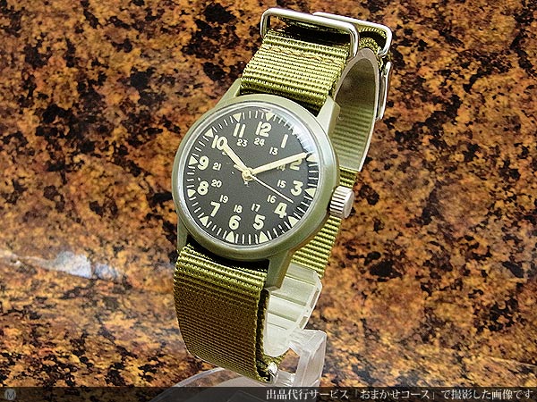 ウエストクロックス WESTCLOX 75071 軍用腕時計 プラスチックケース 手 