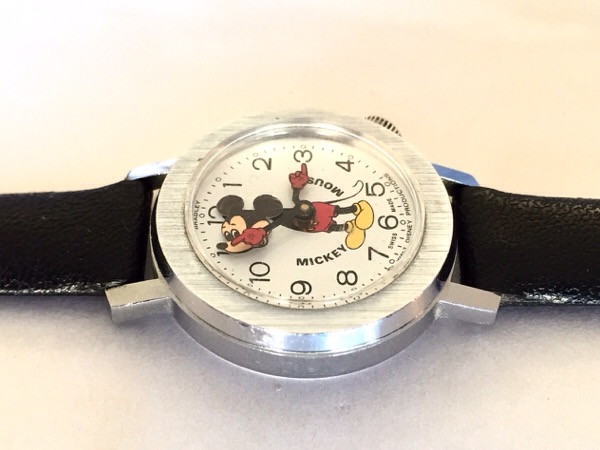 キャラクターグッズBRADLEY ミッキーマウス 首振りウォッチ 手巻時計