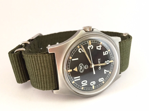 CWC イギリス軍用時計 W10 英国陸軍官給品 ミリタリーウォッチ 