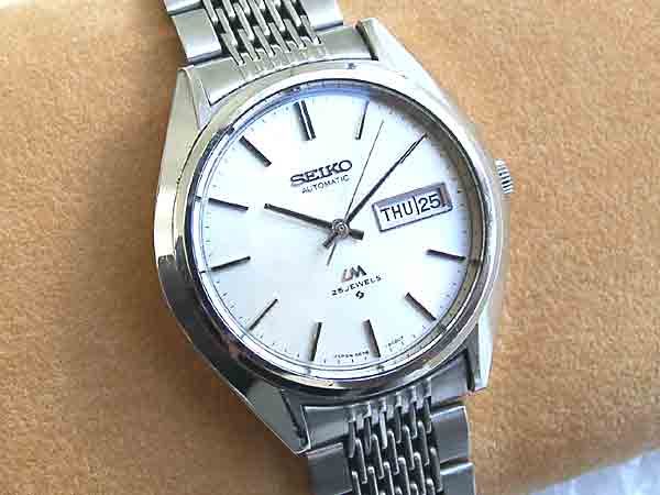 セイコー SEIKO ロードマチック 25石 自動巻き 5606-8030 シルバー文字 