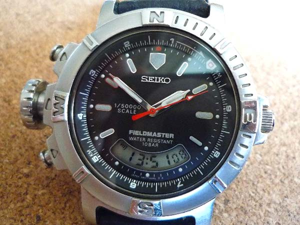 セイコー フィールドマスター SEIKO FIELD・MASTER 黒文字盤・稀少品 |  アンティーウオッチマンはROLEX（ロレックス）・OMEGA（オメガ）・TUDOR（チュードル）などアンティーク腕時計の委託通販専門店—時計の委託・アンティーウオッチマン