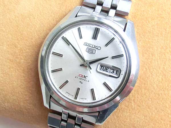 セイコー ファイブデラックス 石自動巻き SEIKO 5 DX