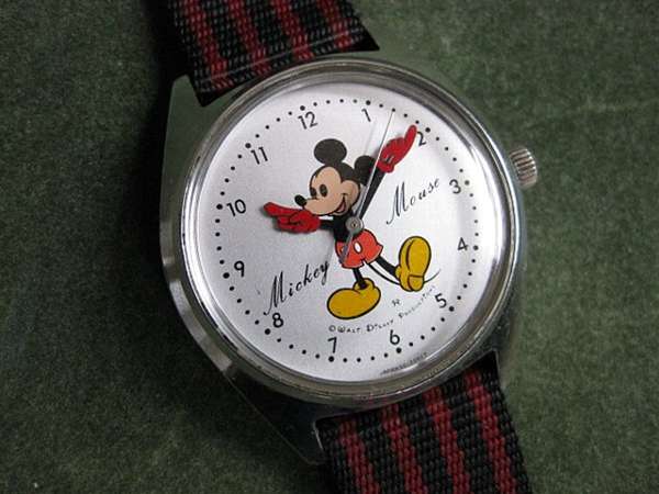 ミッキーマウス 手巻き腕時計-