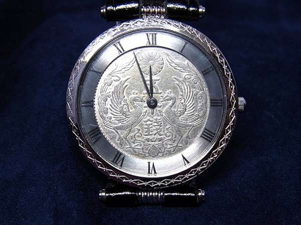鳳凰五十銭銀貨⚪腕時計