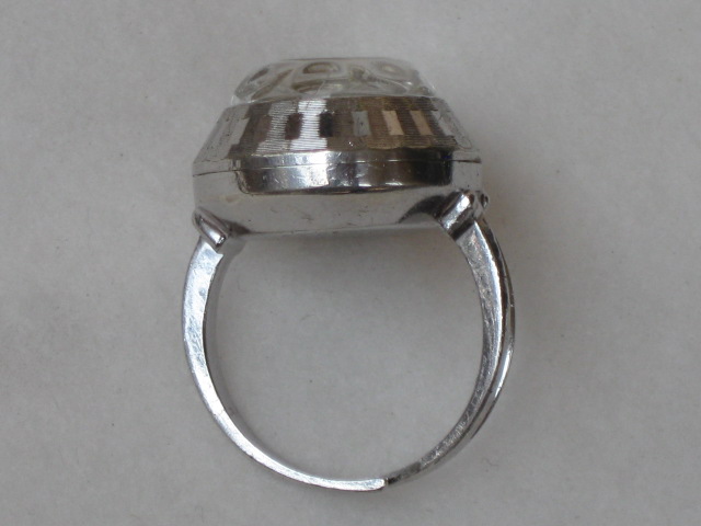 セイコー　ブランド　パープル　指輪　リング　17石　10-0630 カットガラス