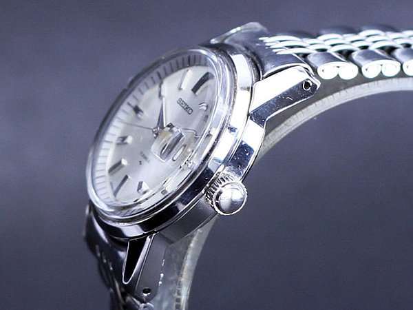 セイコー SEIKO コーラス CHORUS 手巻き レディース 17石 |  アンティーウオッチマンはROLEX（ロレックス）・OMEGA（オメガ）・TUDOR（チュードル）などアンティーク腕時計の委託通販専門店—時計 の委託・アンティーウオッチマン