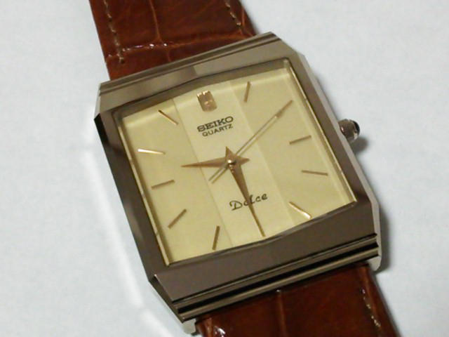 218 SEIKO セイコー　ドルチェ　メンズ腕時計　超硬ケース　ゴールド