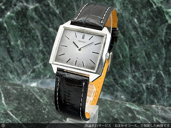 セイコー SEIKO アンティーク手巻き腕時計スクエア型