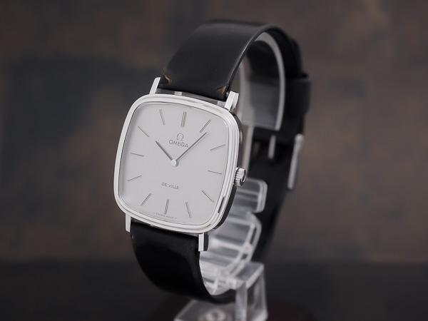 オメガ デビル SS 手巻き Cal.625 スクエアケース スタイリッシュなメンズウォッチ | アンティーウオッチマンはROLEX（ロレックス）・ OMEGA（オメガ）・TUDOR（チュードル）などアンティーク腕時計の委託通販専門店—時計の委託・アンティーウオッチマン